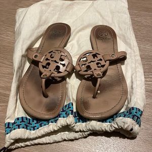 Tori Burch sandals with duster bag